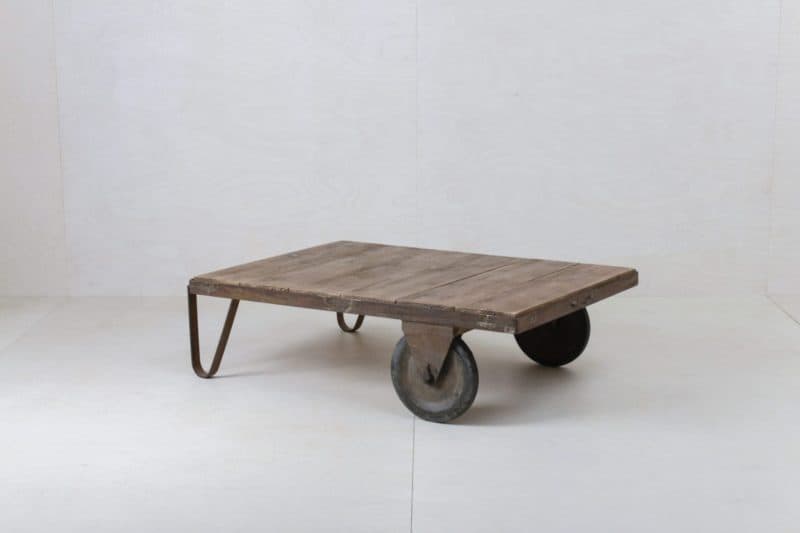 Rent vintage industrial pallets, event design, design