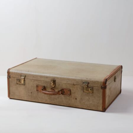Rent old suitcases, Berlin, Hamburg, Munich