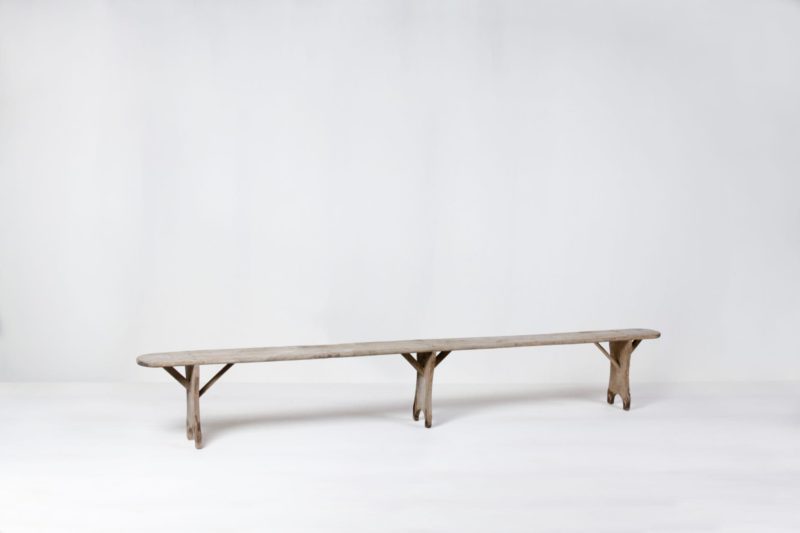 Rent wooden benches for events and event decoration