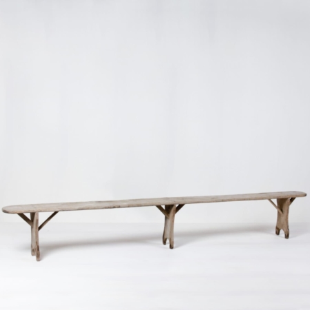 Holzbänke für Events und Veranstaltungsdekoration mieten