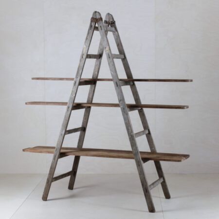 wooden boards, vintage, DIY, shelf, rental furniture Berlin