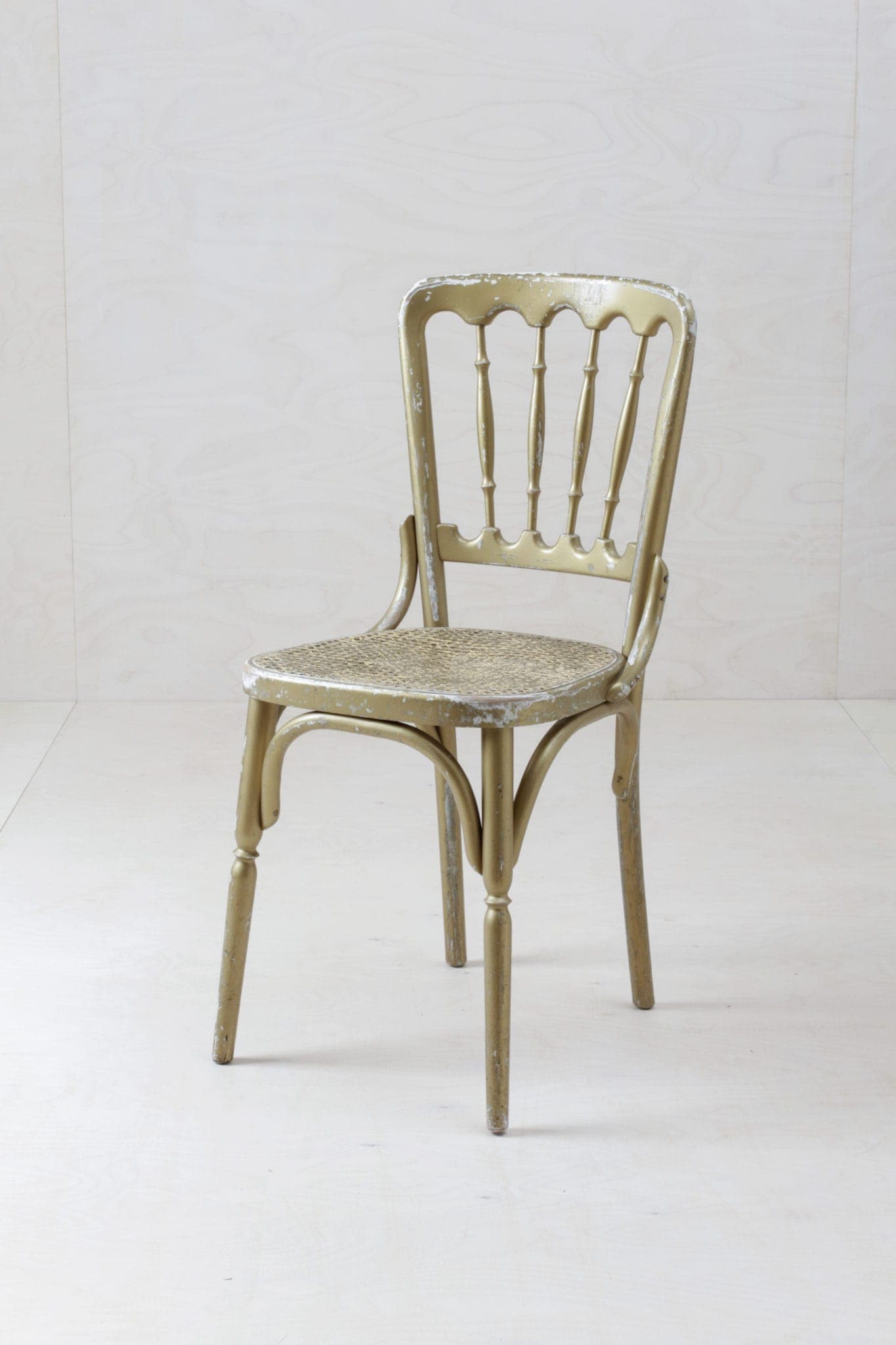 Stuhl Ester Gold | |