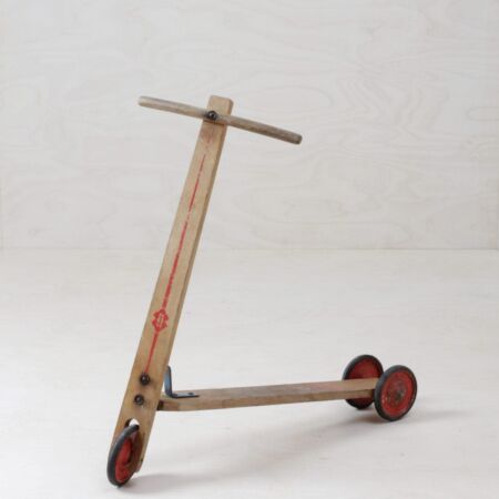 scooter, vintage toys for rent, wooden toys vintage,in Hamburg, Berlin, Cologne