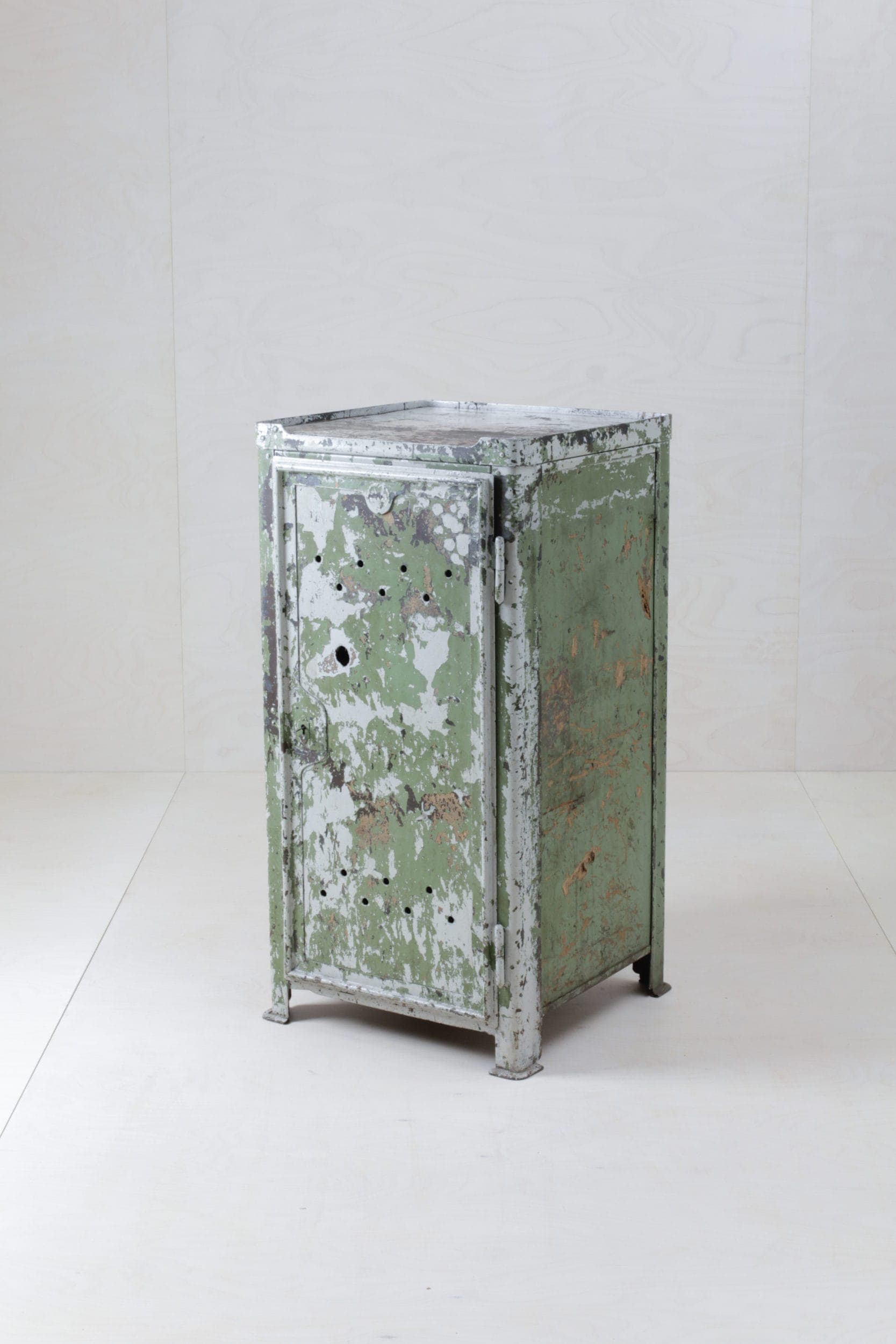 Bar Table Adara | |
