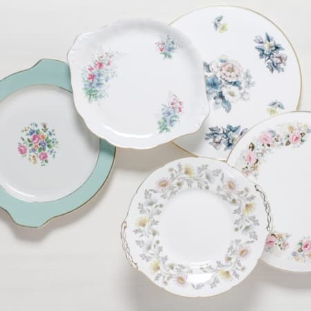 cake layers, cake plates, cake stands for rent