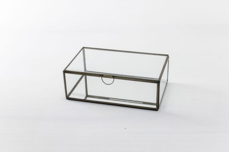 Glass Box Lourdes M | |