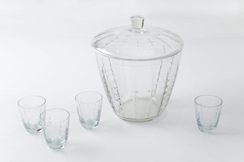 Glasses, bottles, glass articles, glass punchbowl rent