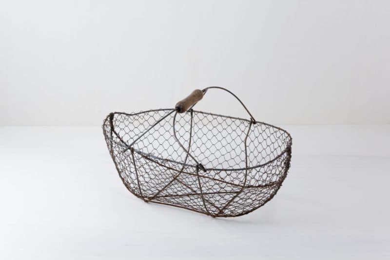 Metal basket, decorate, scatter flowers, wedding decoration, rental