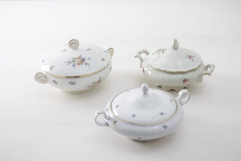 Vintage terrines, gold rimmed tableware & floral patterns for rent