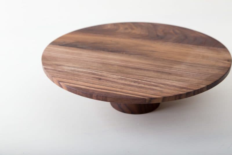  | The noble wooden cake stands Leonor in Wabi-Sabi style are perfect for presenting and serving cakes, cupcakes, sushi and other specialties. They are made of selected walnut wood and coated with beeswax, naturally food safe.This cake stand is available in different sizes and also as the same model Alba from original terracotta, this is covered with shiny lacquer. They can be wonderfully combined and varied. | 