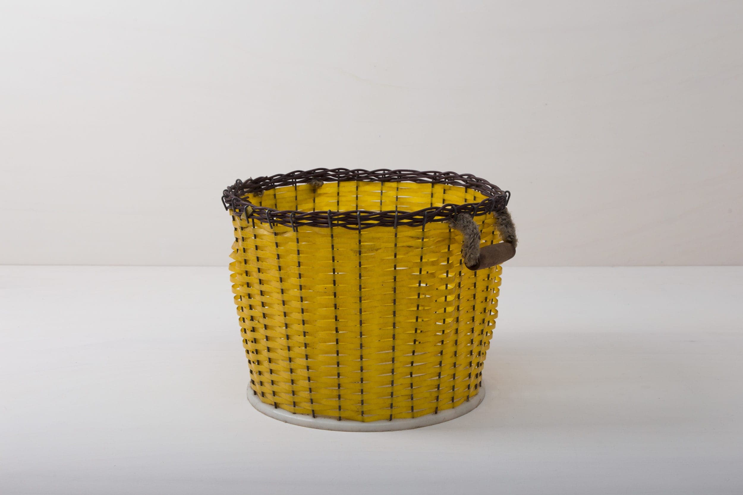 gelber Korb, Rattan, mieten, Berlin, Hamburg, Köln