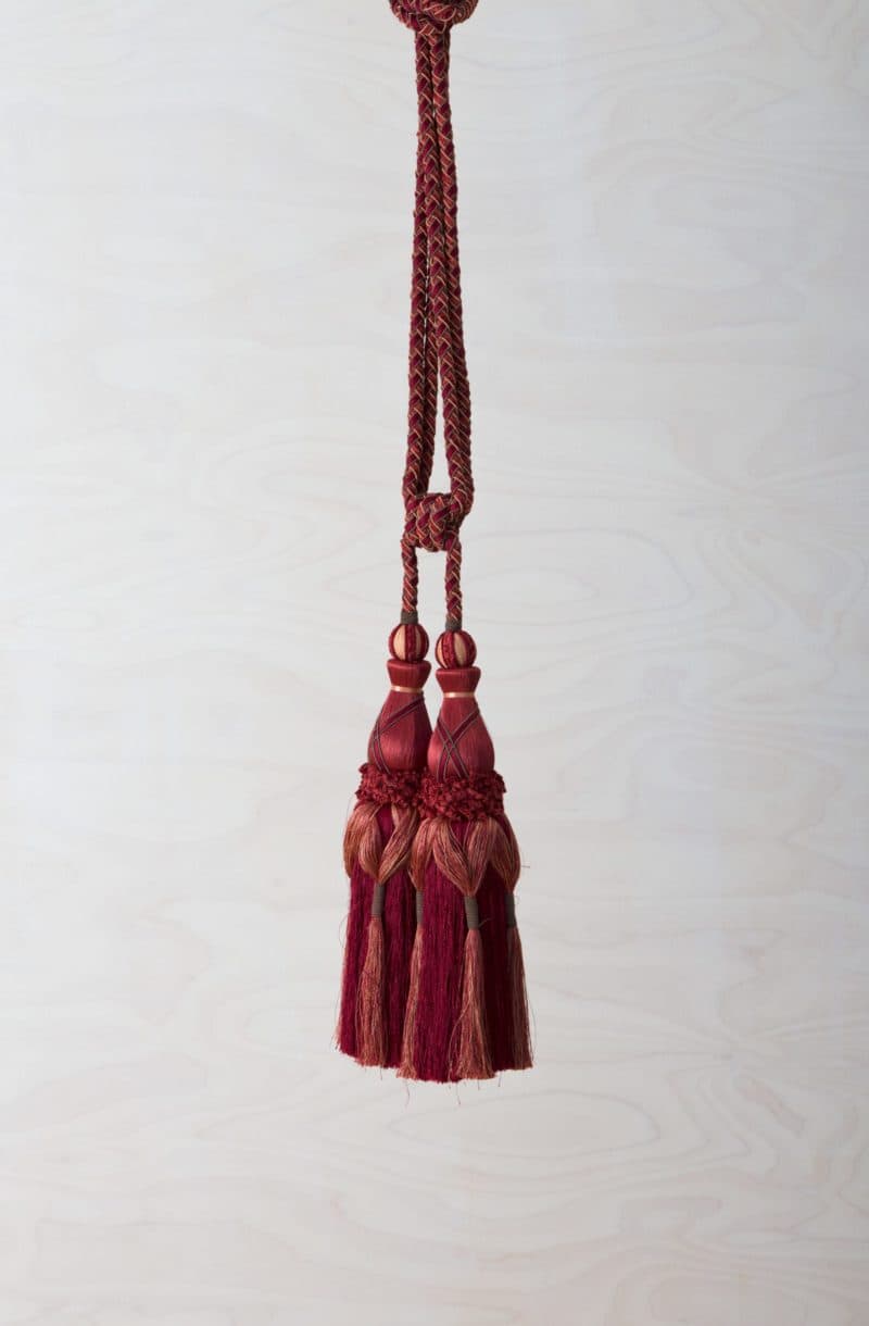 Tassel Rodeo Red | |