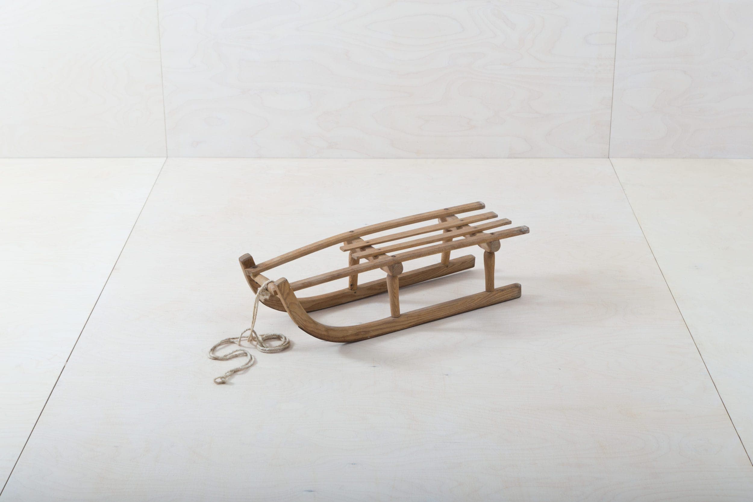 Holzschlitten Tolar | |