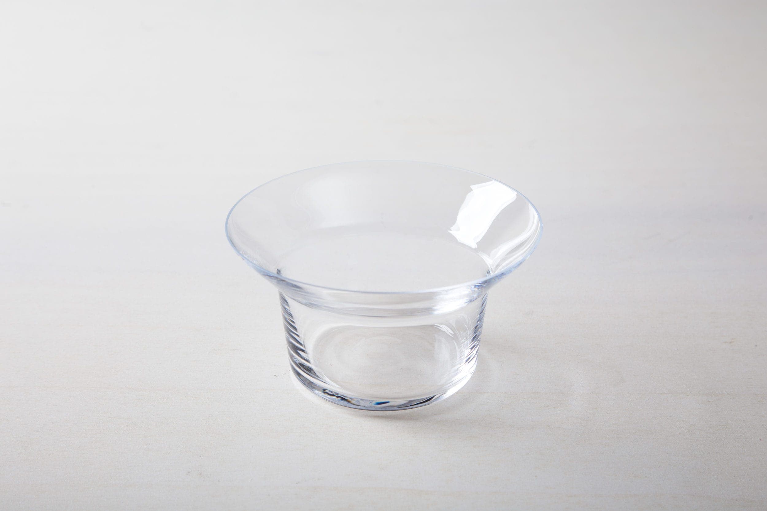 Schlichter Teelichthalter aus klarem Glas leihen Berlin