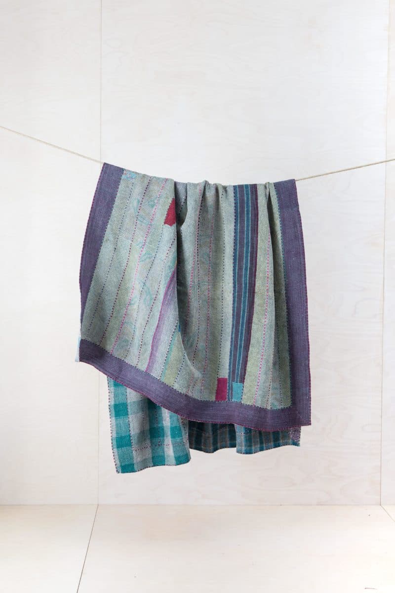  | Many of our colourful and unique plaids are old vintage fabrics that have been transformed into new shapes. The plaid Pedregal has great patterns and various color combinations distinguish this plaid for rent.The cotton plaids keep wonderfully warm, decorate every picnic or serve as a beautiful seat pad in the garden or during a children's birthday party. If you rent several of our Vintage plaids, you can create a gorgeous look. | 