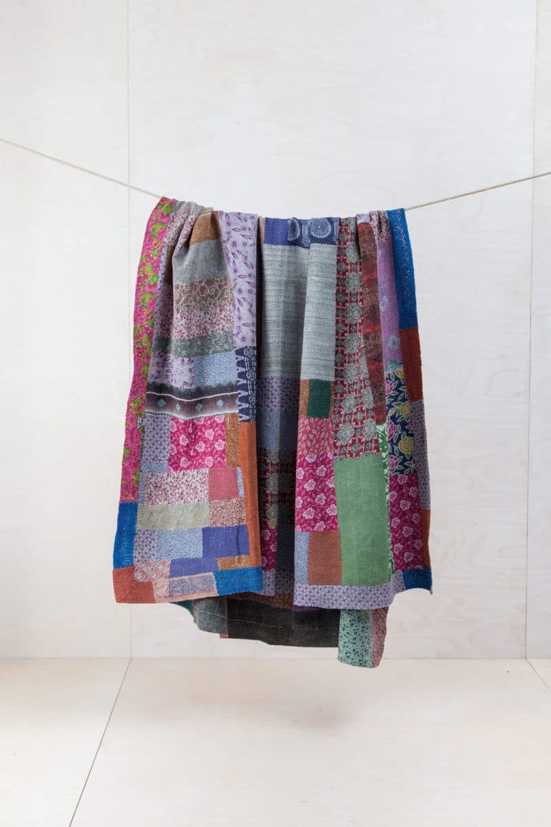  | Many of our colourful and unique plaids are old vintage fabrics that have been transformed into new shapes. Great patterns and various color combinations are the hallmarks of these blankets.The cotton plaids keep wonderfully warm, decorate every picnic or serve as a beautiful seat pad in the garden or during a child's birthday party. By renting several of our Vintage plaids you can create a gorgeous look. | 