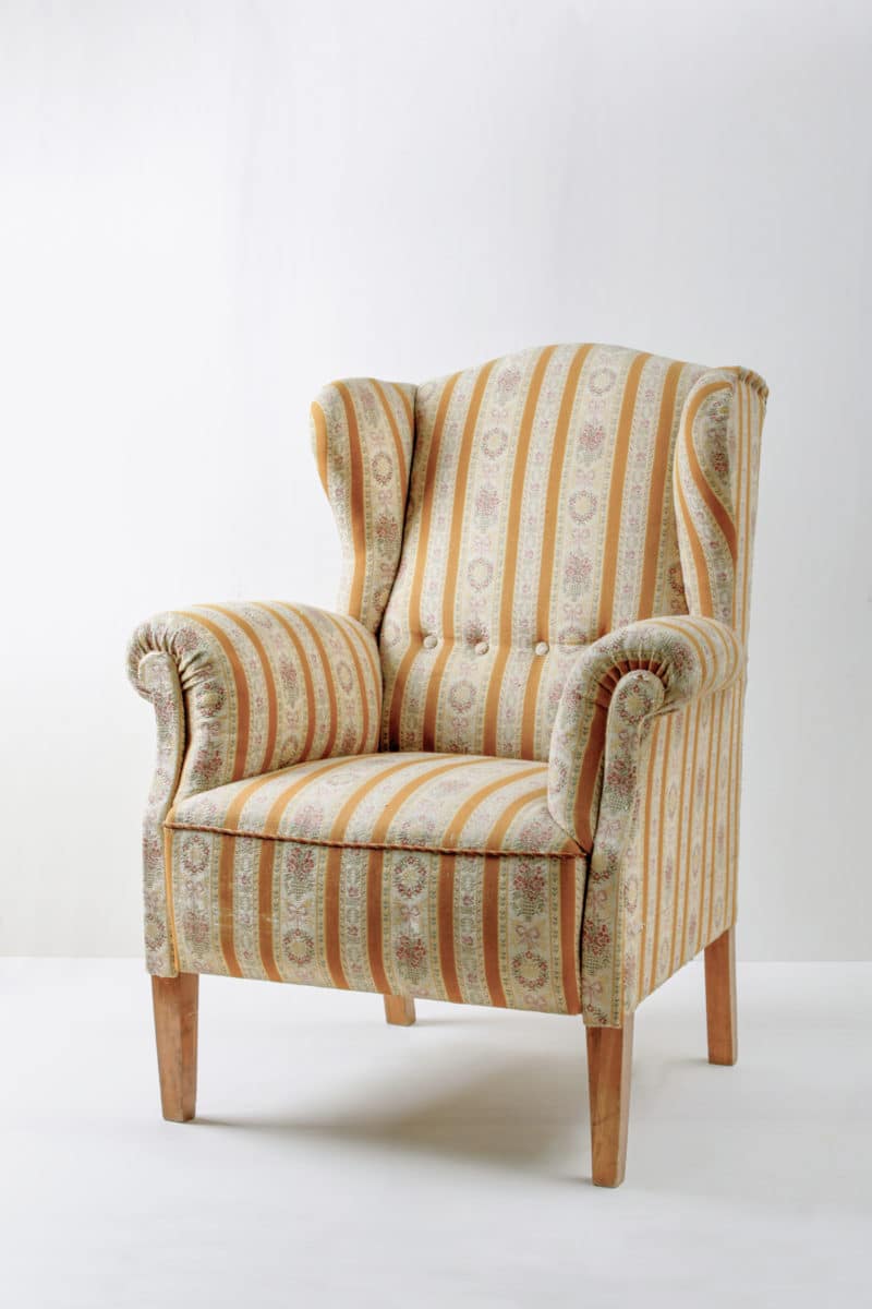 Armchair Ignacio | |