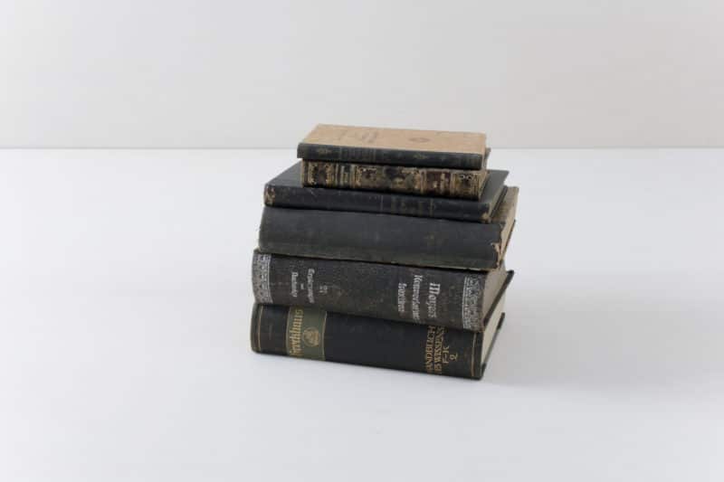 Books Leonora Vintage Black | |