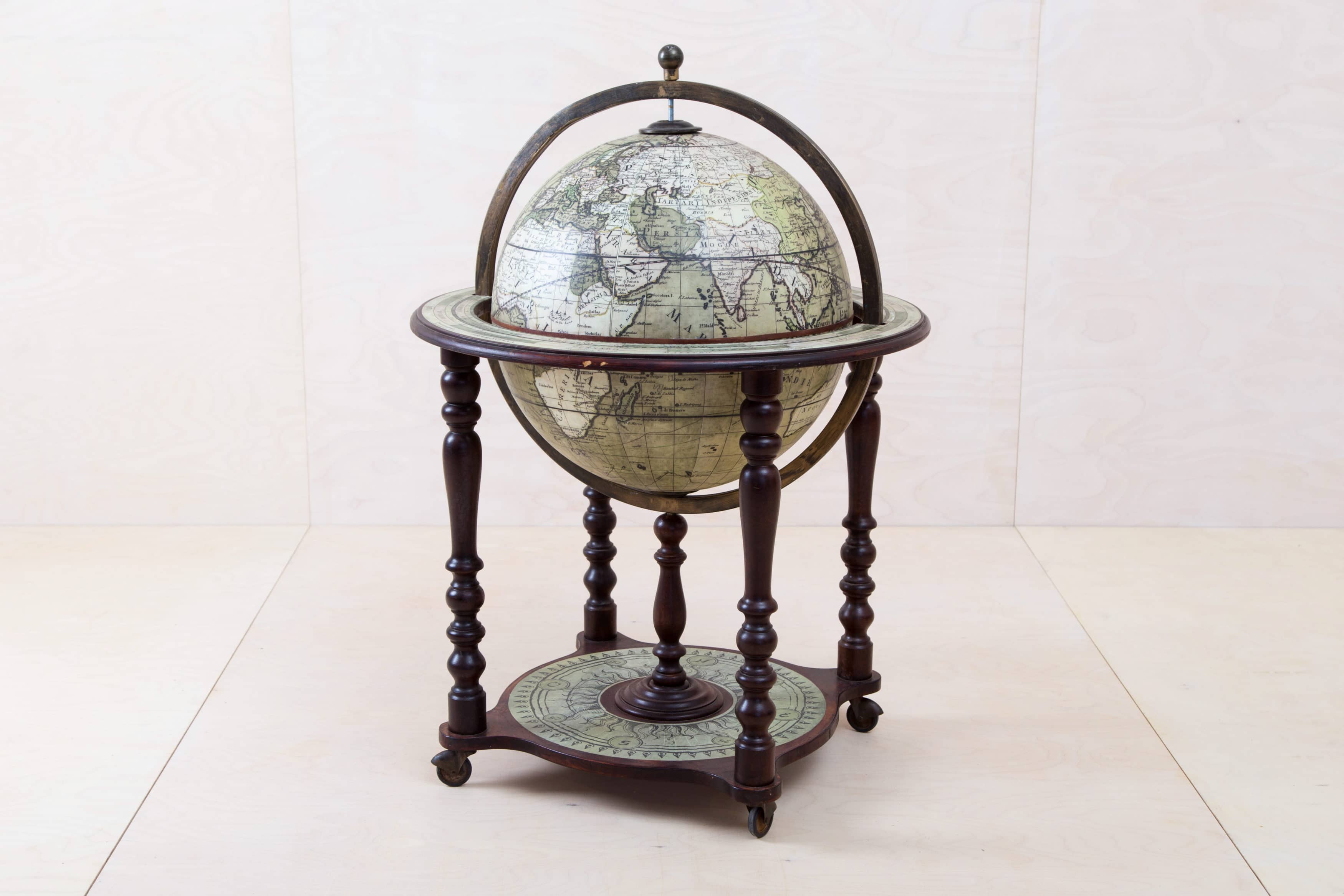 dekorative Standglobus mieten Berlin