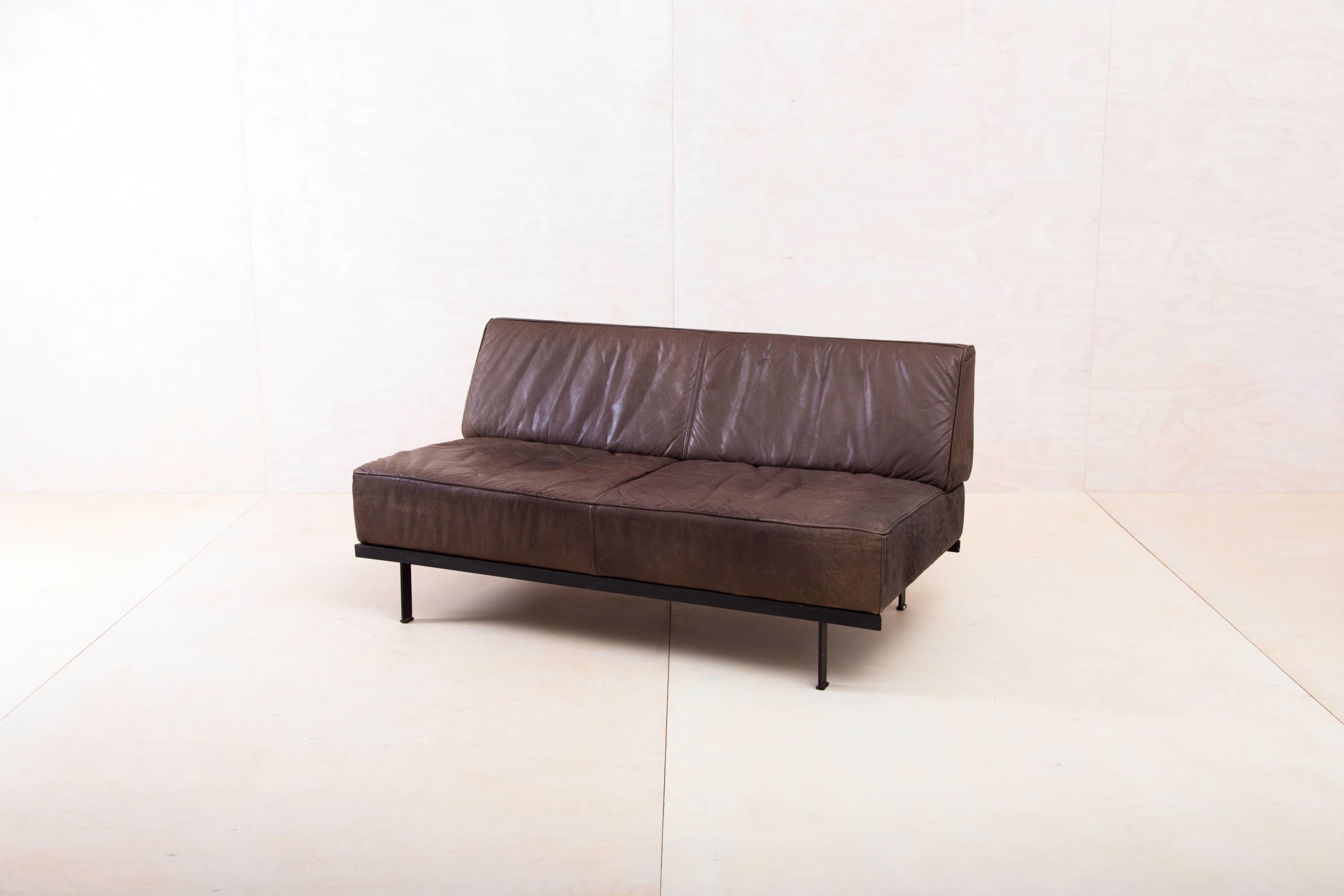 gemütliche Ledercouch für Lounge Ecke