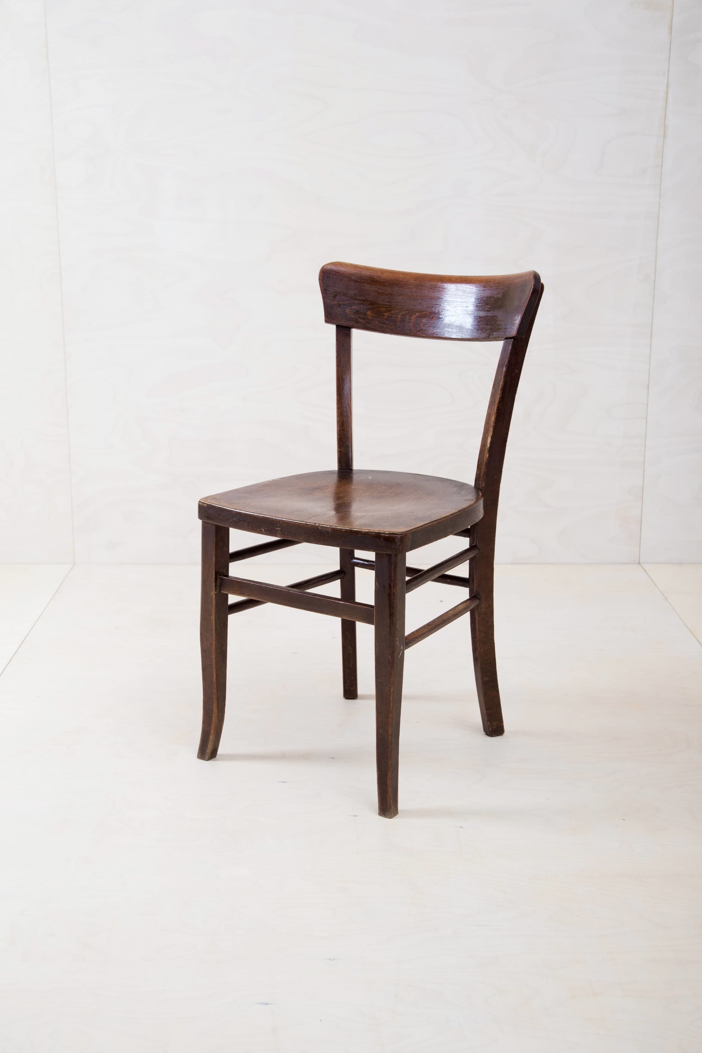 Bestuhlung mieten, Stühle leihen,Vintage Stuhlverleih