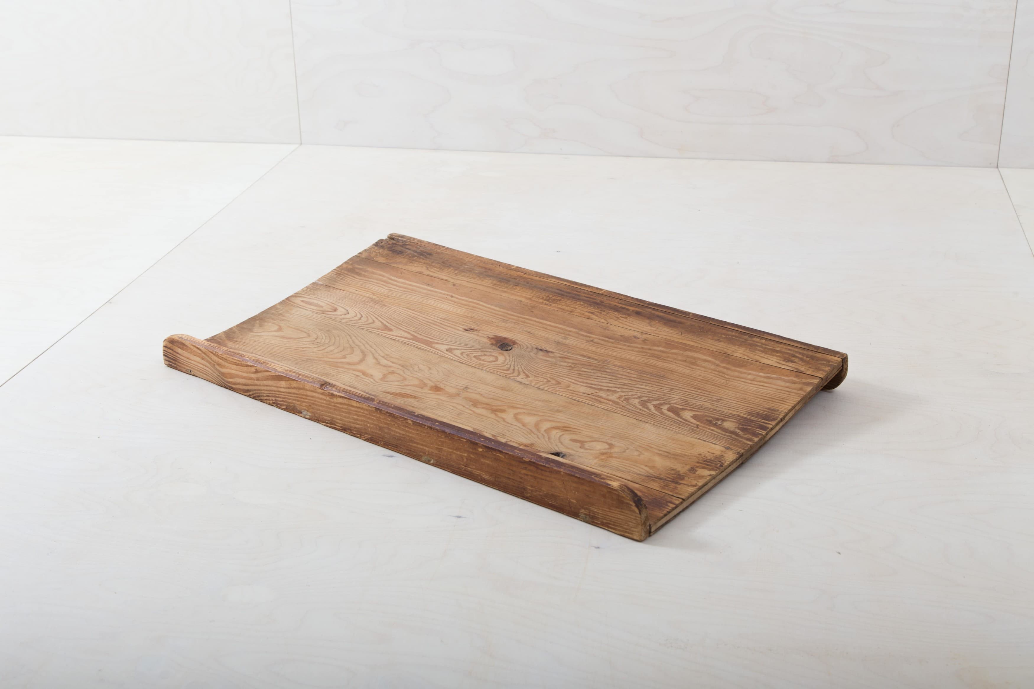 Bakery wooden board, buffet tables, product placement, fairs.