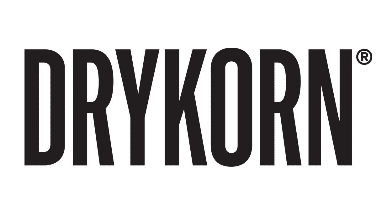 The fashion industry trusts in the high quality of our rental products - simply rent plates, tables and cups in Berlin with gotvintage Rental & Event Design