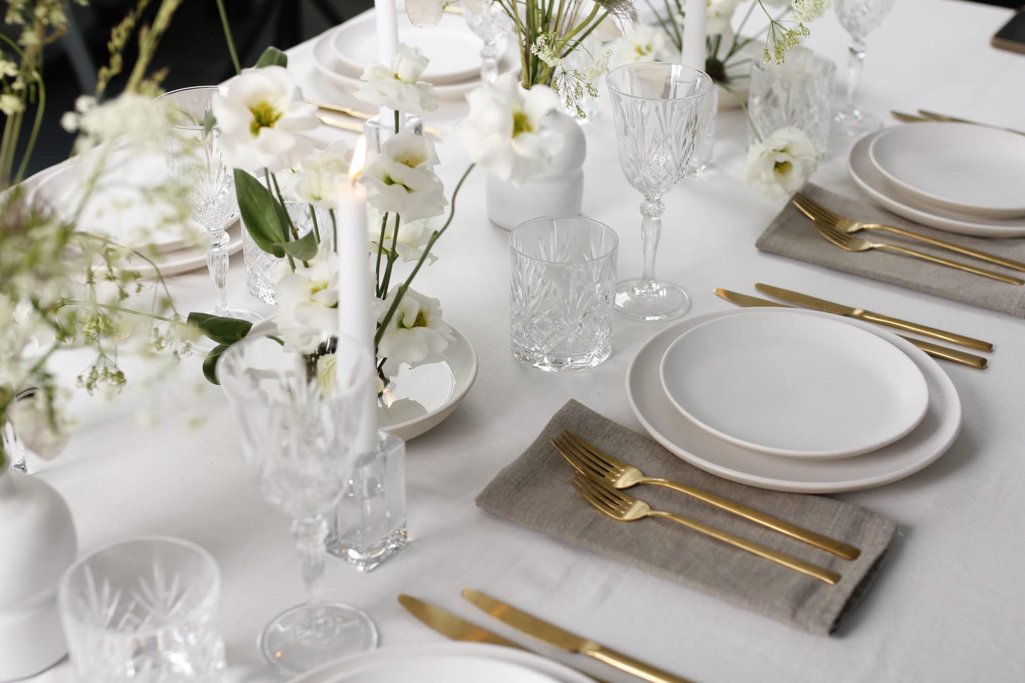 Tablescape Box hire, decoration, candles