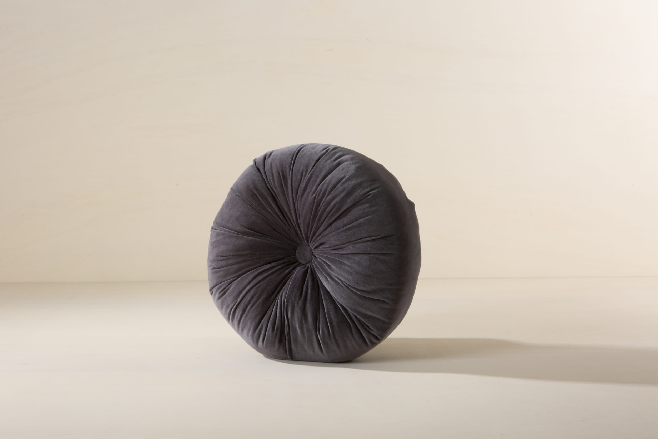 Runde Sitzkissen, Kissen Dekoration zu mieten