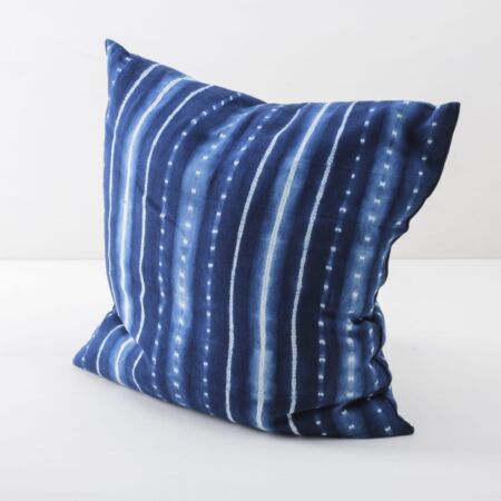 Blaue, bunte Kissen mieten