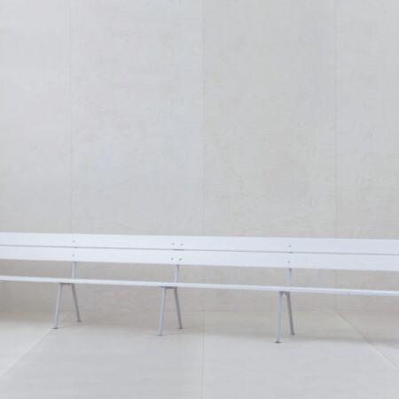 Wooden Bench Dorotea | We rent our charming former circus benches Dorotea. The 2,40 meter-long wooden benches can accommodate up to 5 people. We are happy to offer you matching seat cushions.We also offer the white garden benches as a long version in 5,00 meter. The shorter version of Dorotea is more manageable and easier to transport and they can charmingly replace beer benches. | gotvintage Rental & Event Design