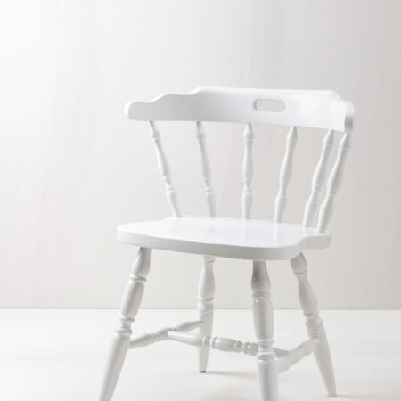 Spindle Chair Lidia | This chic farm chair's called Lydia. A white lacquered spindle chair, which can be colour matched on request. You can also rent this chair unpainted from us. | gotvintage Rental & Event Design